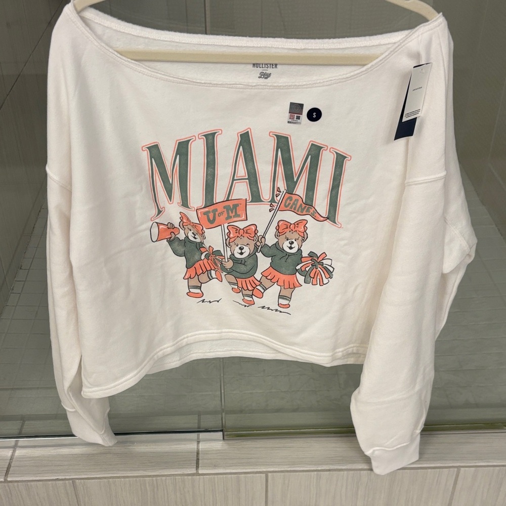 NWT Ivory Graphic Miami Hurricanes Off the shoulder cropped sweatshirt